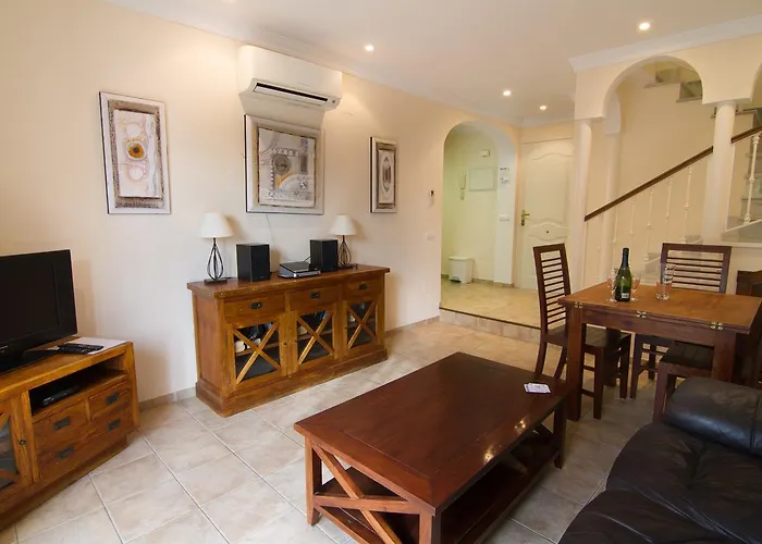 Pinos 19 Menyber * Nerja