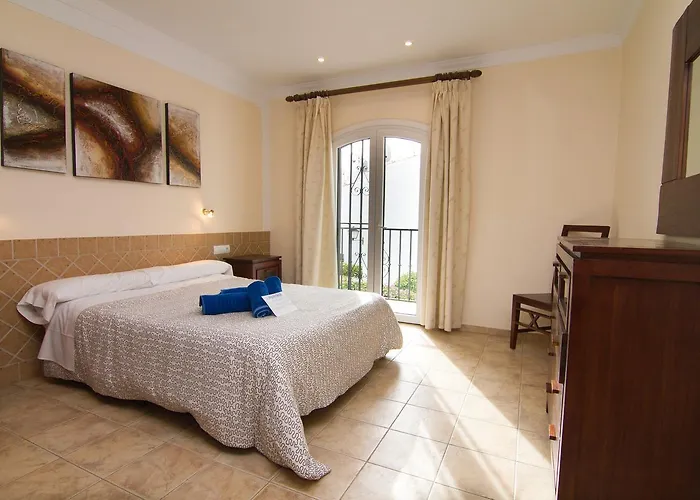 Apartamento Pinos 19 Menyber Nerja